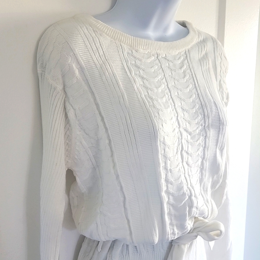 NWT Nordstrom brand Area Stars Belted sweater dress ivory size small